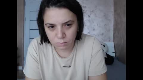 LorraGrey online show from 11.08.25