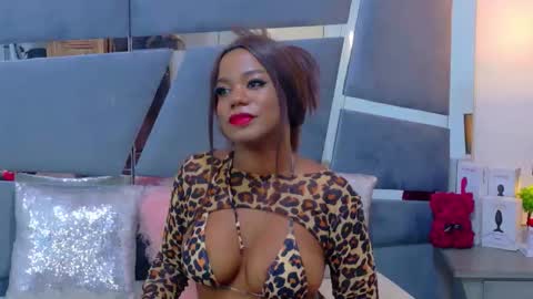 lorraine_johnson online show from 04.11.26