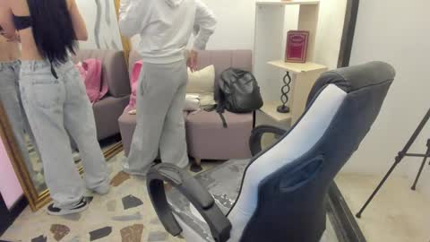 Snapshot of lorrainehunter chatting on 02.28.26 Lorraine online show from 02.28.26