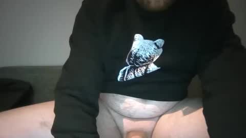 Snapshot of losertobiass chatting on 04.20.26 losertobiass online show from 04.20.26