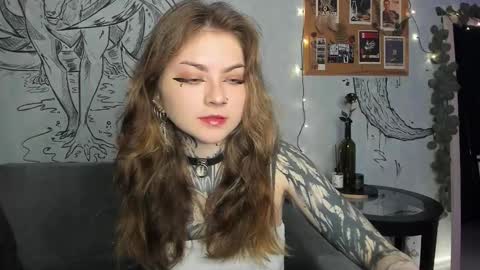 Snapshot of lostallice chatting on 10.01.25 lostallice online show from 10.01.25