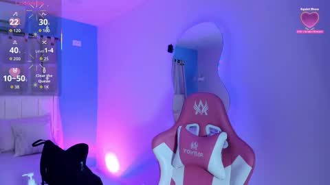 Snapshot of lou_22_ chatting on 03.18.26 Lou online show from 03.18.26