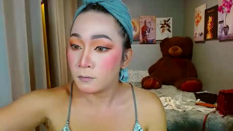 Snapshot of louie_sexy chatting on 01.15.25 Cathy online show from 01.15.25