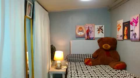 Snapshot of louie_sexy chatting on 01.30.25 Cathy online show from 01.30.25