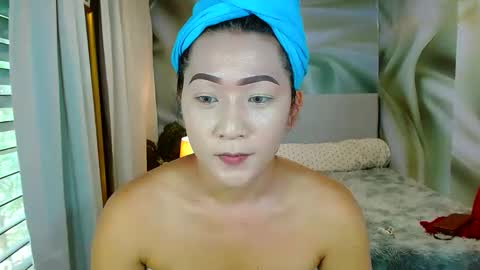 Snapshot of louie_sexy chatting on 02.15.25 Cathy online show from 02.15.25