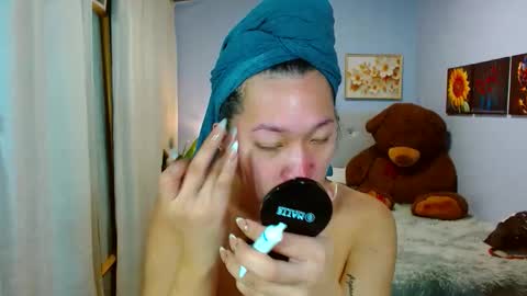 Snapshot of louie_sexy chatting on 10.02.25 Cathy online show from 10.02.25