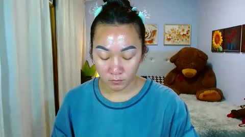 Snapshot of louie_sexy chatting on 10.22.25 Cathy online show from 10.22.25