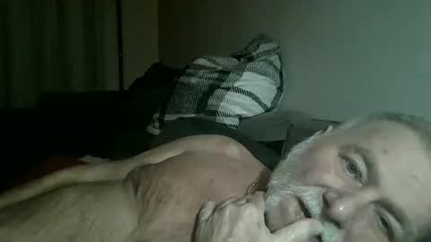 Snapshot of louis_chokdee chatting on 02.08.25 louis_chokdee online show from 02.08.25