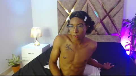 Snapshot of louis_hardstar chatting on 12.06.24 Louis Valdz online show from 12.06.24