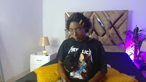 Snapshot of louis_hardstar chatting on 12.08.24 Louis Valdz online show from 12.08.24