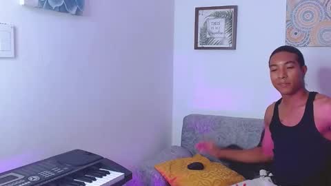 Snapshot of louis_hardstar chatting on 01.19.25 Louis Valdz online show from 01.19.25