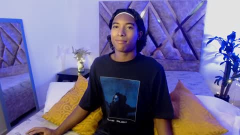 Snapshot of louis_hardstar chatting on 01.25.25 Louis Valdz online show from 01.25.25