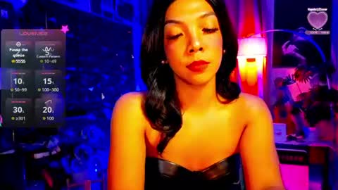 Louisa online show from 07.04.26