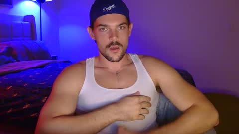 Snapshot of louisvalmer chatting on 10.19.25 Louis Valmer online show from 10.19.25