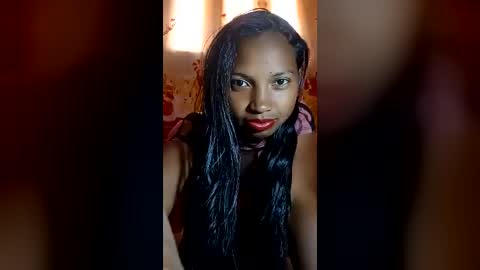 Snapshot of loulou449866 chatting on 06.19.26 loulou449866 online show from 06.19.26