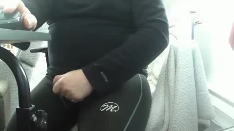 Snapshot of loumtl3 chatting on 02.18.25 loumtl3 online show from 02.18.25