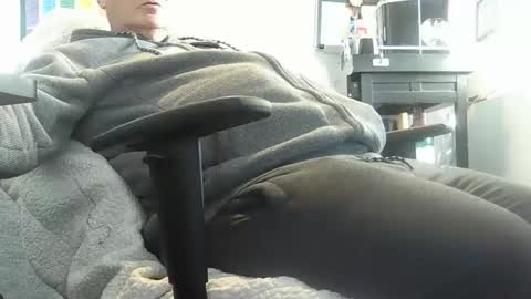 Snapshot of loumtl3 chatting on 02.22.25 loumtl3 online show from 02.22.25