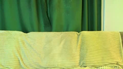 Snapshot of love_attation chatting on 02.20.26 Cute face online show from 02.20.26