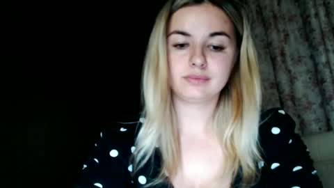 Snapshot of love_dom_meg chatting on 06.12.26 Megane online show from 06.12.26