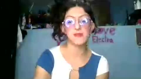 Snapshot of love_electra chatting on 06.30.26 love_electra online show from 06.30.26