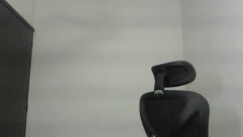 Snapshot of love_gatubela chatting on 03.10.25 Nina online show from 03.10.25