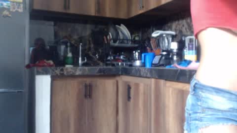 Snapshot of love_gatubela chatting on 09.17.25 Nina online show from 09.17.25