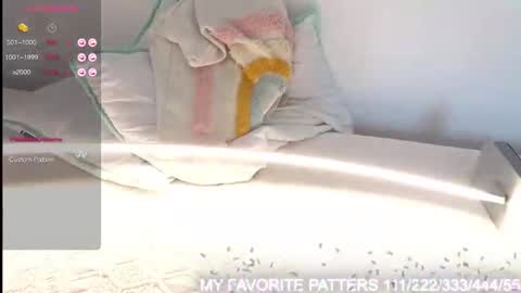 Snapshot of love_jessy_love chatting on 05.21.26 jessmy pleasure is in your hands s online show from 05.21.26