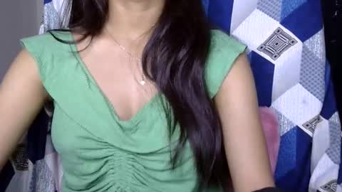 Snapshot of love_riva chatting on 05.12.26 Riva online show from 05.12.26