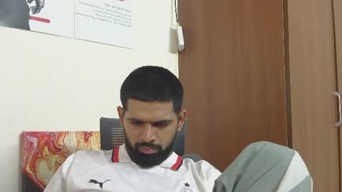 Snapshot of lovehairyindian chatting on 07.18.26 Indian hairy online show from 07.18.26