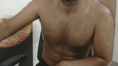 Snapshot of lovehairyindian chatting on 07.31.26 Indian hairy online show from 07.31.26
