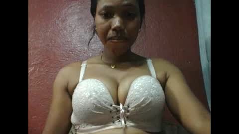 Snapshot of loveinlife750427 chatting on 02.12.26 loveinlife750427 online show from 02.12.26