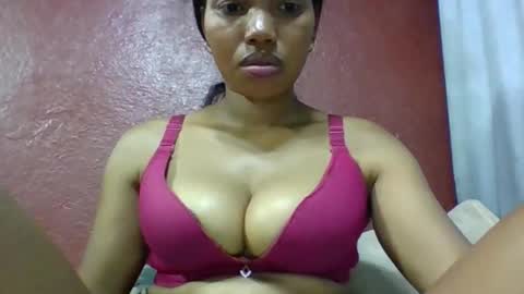 Snapshot of loveinlife750427 chatting on 02.17.26 loveinlife750427 online show from 02.17.26