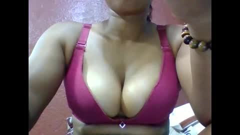 Snapshot of loveinlife750427 chatting on 02.23.26 loveinlife750427 online show from 02.23.26