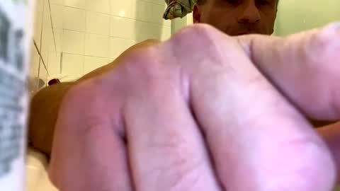 Snapshot of loveit23456 chatting on 09.14.25 getnaked123 online show from 09.14.25