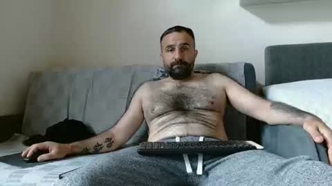 loveivat80 online show from 04.22.26