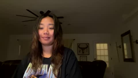 Snapshot of lovellly_ chatting on 12.09.24 Love online show from 12.09.24