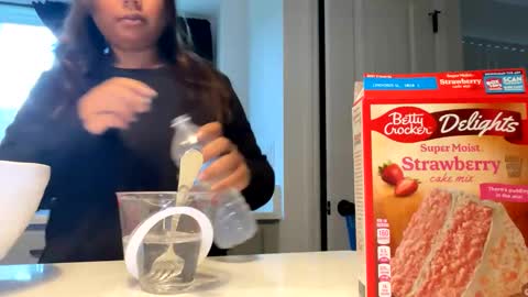 Snapshot of lovellly_ chatting on 12.11.24 Love online show from 12.11.24