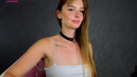 Molly online show from 07.10.26