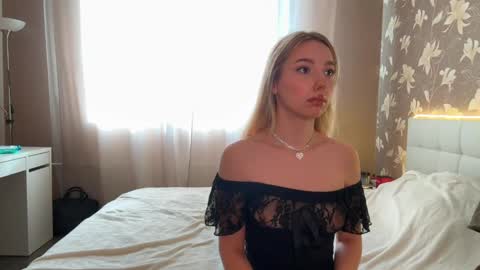 LoveLusik online show from 02.26.25