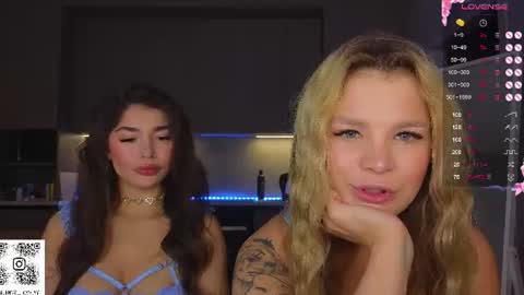 Snapshot of lovely_babyy chatting on 07.17.26 Jenny online show from 07.17.26