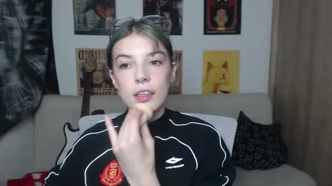 Cassie online show from 02.14.25