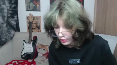 Cassie online show from 02.21.25