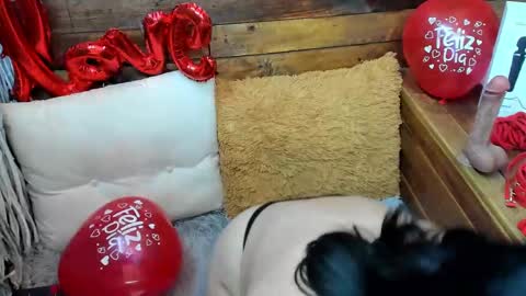 Snapshot of lovely_chloe19 chatting on 02.14.25 Chloe online show from 02.14.25