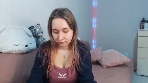 Lovely Hayley online show from 02.13.26