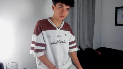 Salo online show from 04.21.26