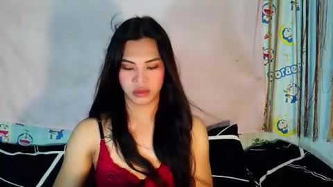 lovely_krizzy online show from 04.06.26