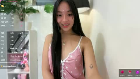 lovely_leah23 online show from 06.06.26