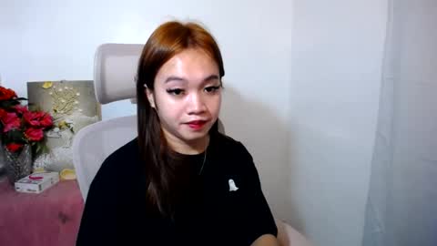 Snapshot of lovely_lianne chatting on 07.16.26 lovely_lianne online show from 07.16.26