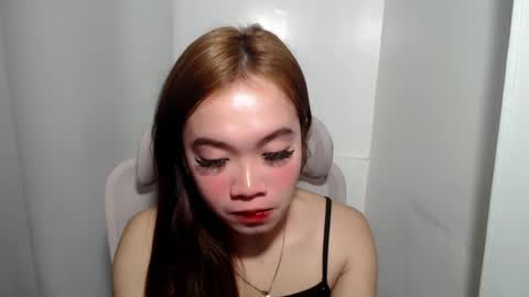 Snapshot of lovely_lianne chatting on 07.28.26 lovely_lianne online show from 07.28.26