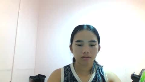 Snapshot of lovely_marie572336 chatting on 06.22.26 lovely_marie572336 online show from 06.22.26